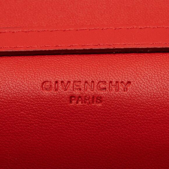 Givenchy Leather Pandora Wallet On Chain - Picture 9 of 16